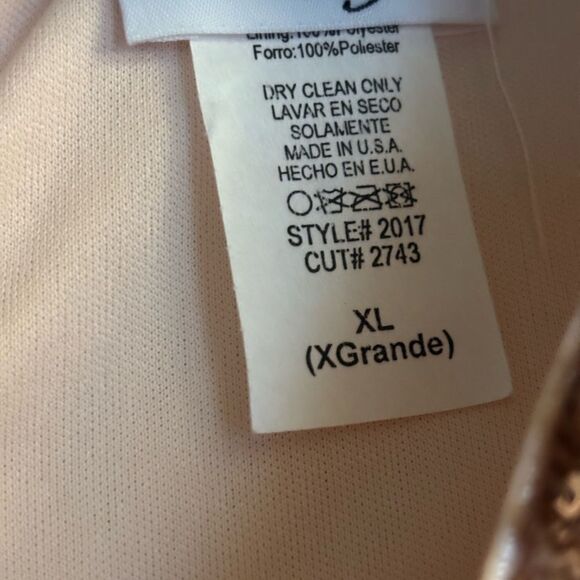 Elegant Parade of Sequins Patterned Formal Dress - Picture 5 of 9